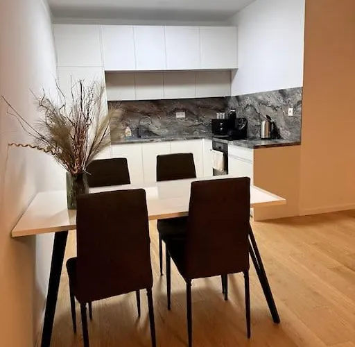 Apartament Danubius 1805 *